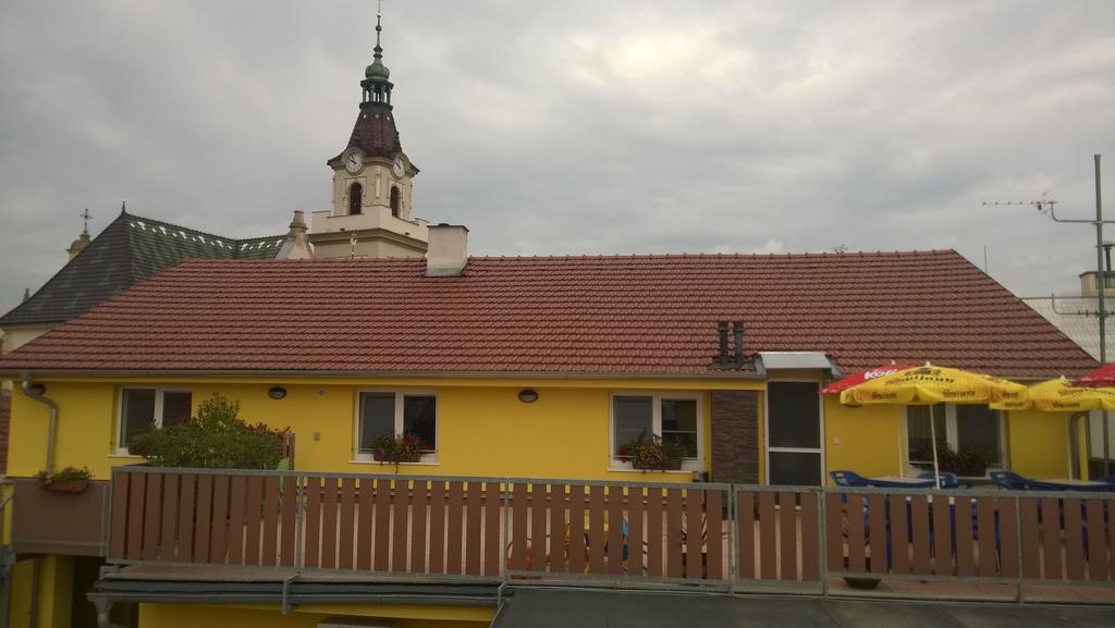 Penzion Toscana Lanžhot Exterior foto